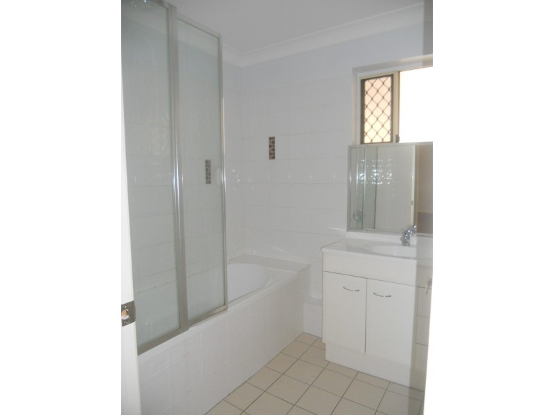 1/22 Robert Street, Clontarf QLD 4019