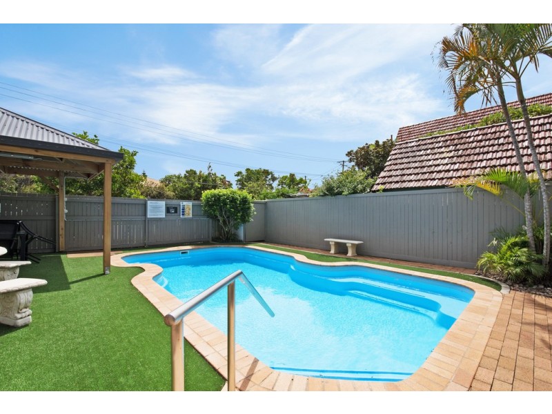 8/69 Marine Parade, Redcliffe QLD 4020
