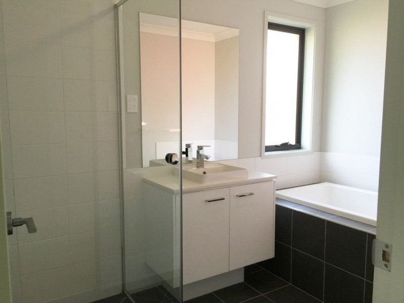 17a Barron Road, Margate QLD 4019