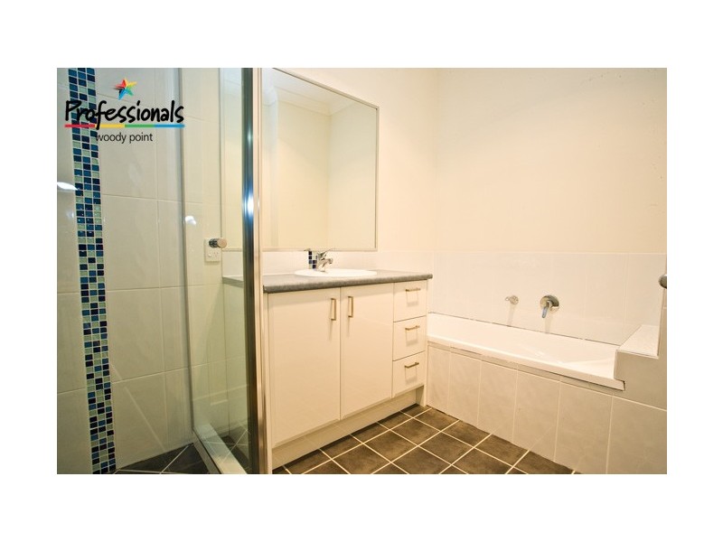 8/12 Georgina Street, Woody Point QLD 4019