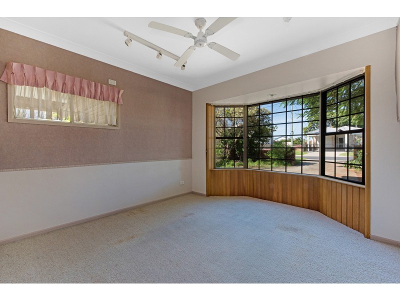 17 Barron Road, Margate QLD 4019