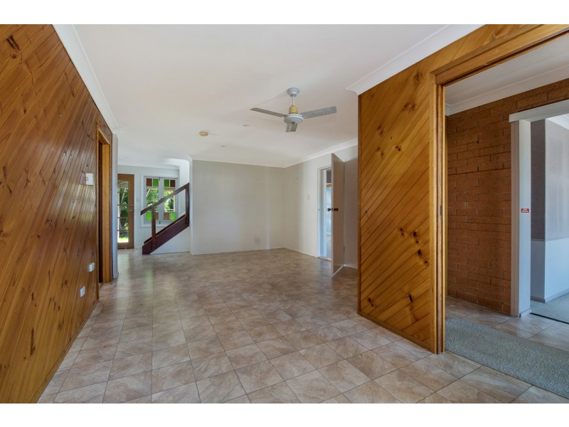 17 Barron Road, Margate QLD 4019