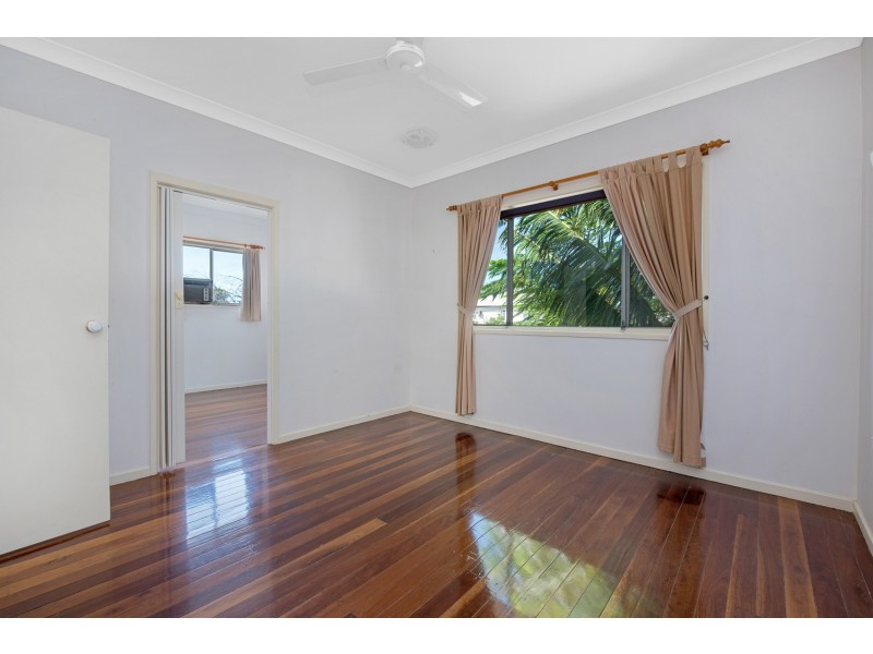 17 Barron Road, Margate QLD 4019