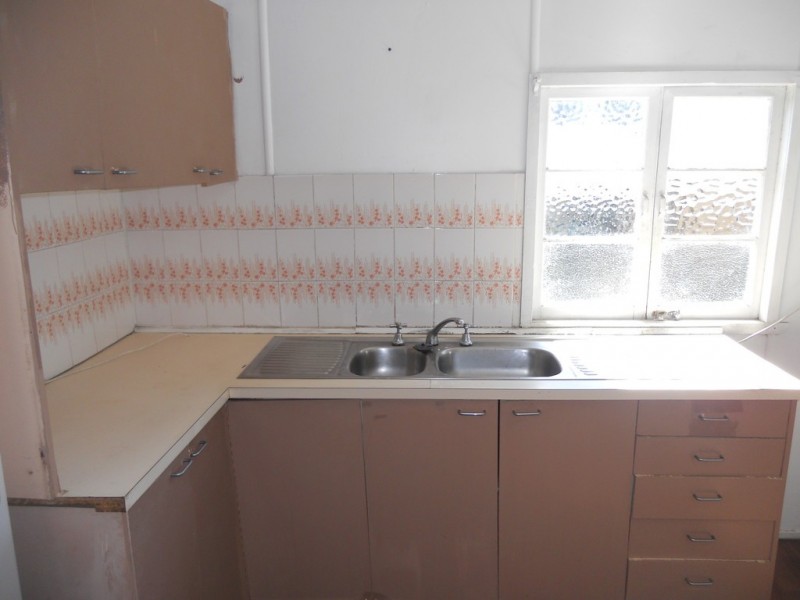 23 Lilla St, Woody Point QLD 4019