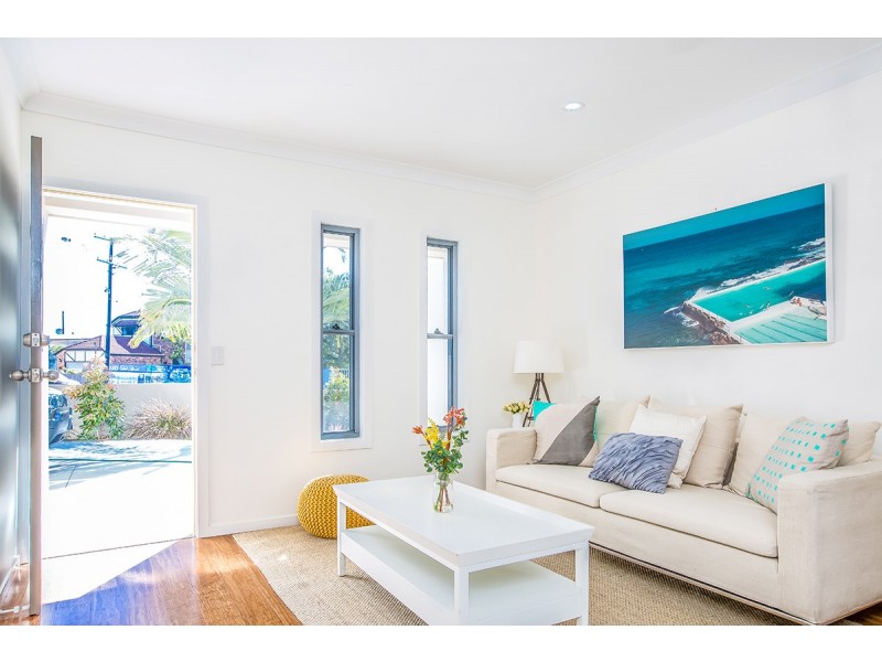 10/133 Prince Edward Parade, Scarborough QLD 4020