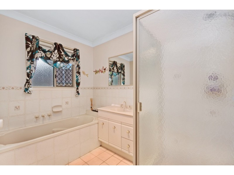 9 Emma Place, Deception Bay QLD 4508