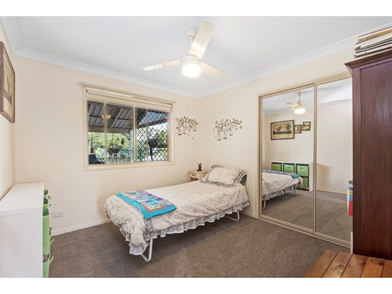9 Emma Place, Deception Bay QLD 4508
