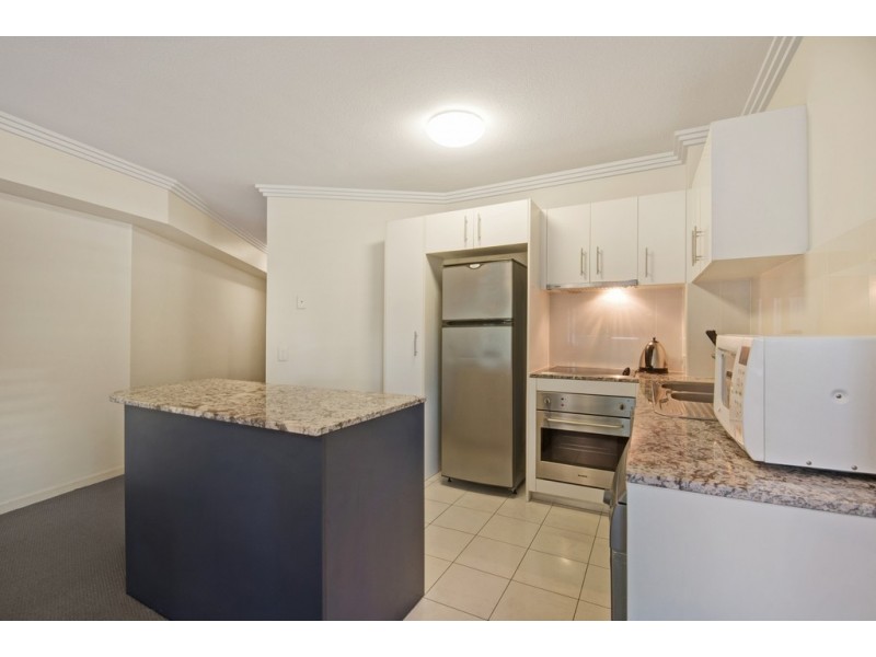 105/89 Landsborough Avenue, Scarborough QLD 4020