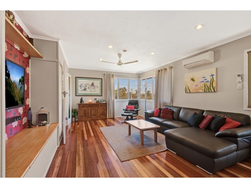 56 Pownall Crescent, Margate QLD 4019