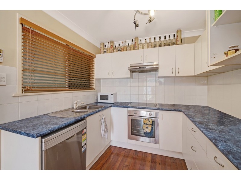 3 Pownall Crescent, Margate QLD 4019