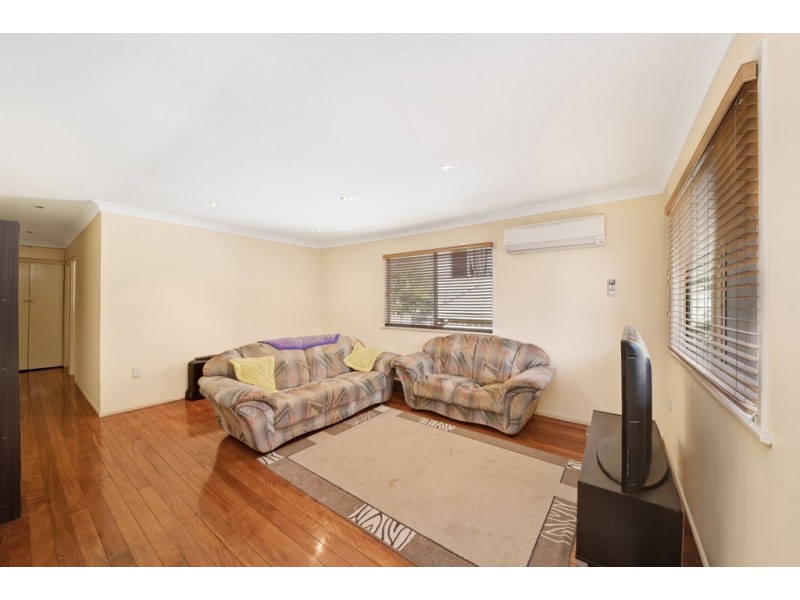 3 Pownall Crescent, Margate QLD 4019