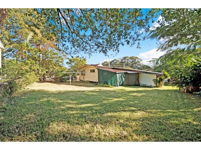 3 Pownall Crescent, Margate QLD 4019