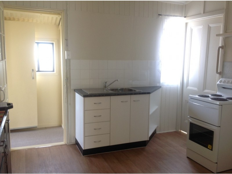 1/15 Wyllie Street, Redcliffe QLD 4020