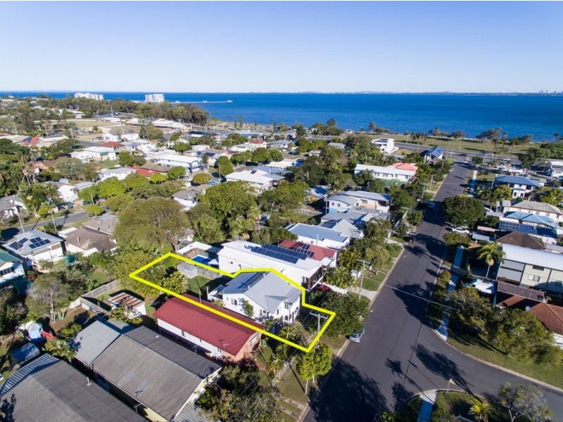 28 Donald Street, Woody Point QLD 4019