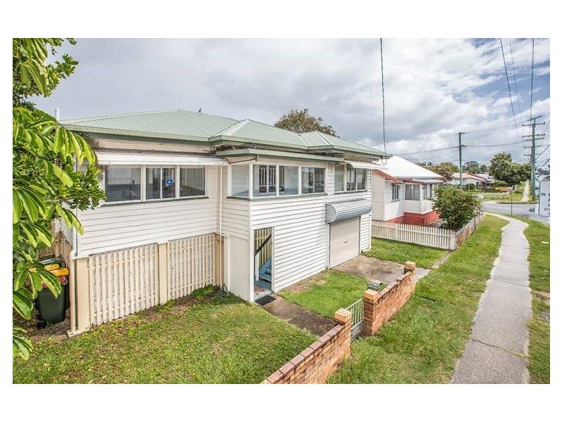 11 Elizabeth Avenue, Clontarf QLD 4019