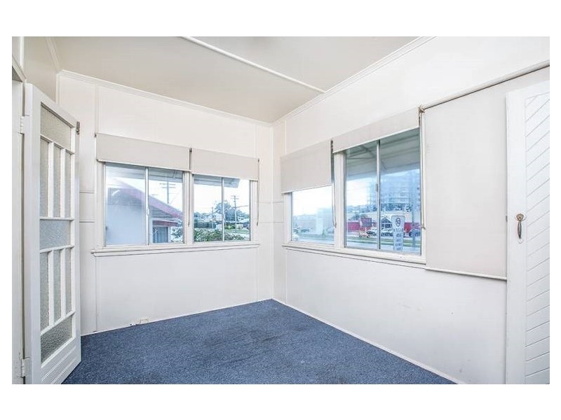 11 Elizabeth Avenue, Clontarf QLD 4019