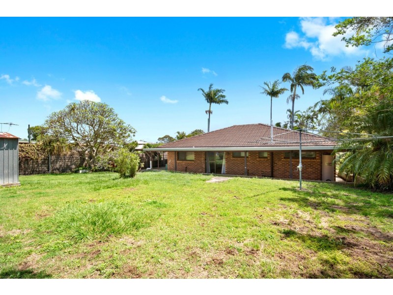 5 Ashmole Road, Redcliffe QLD 4020