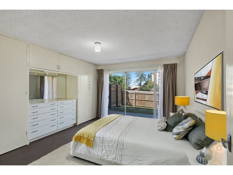 1/10 Kate Street, Woody Point QLD 4019