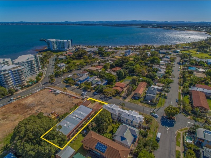 1/10 Kate Street, Woody Point QLD 4019