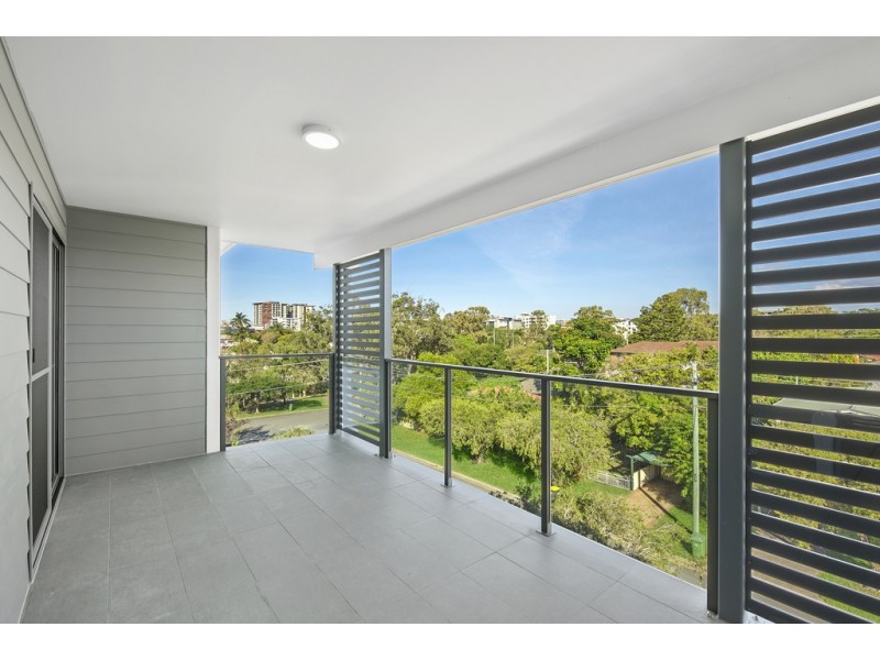 8/2 Manley Street, Redcliffe QLD 4020