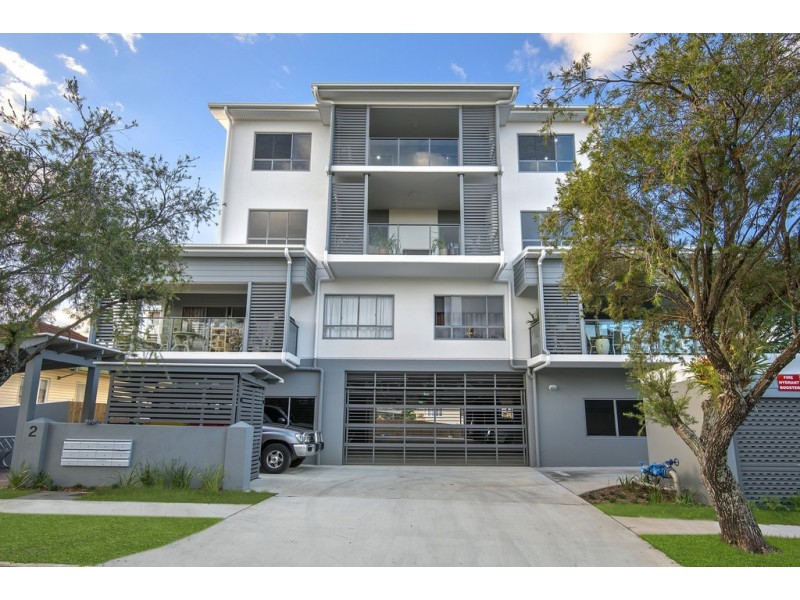 8/2 Manley Street, Redcliffe QLD 4020