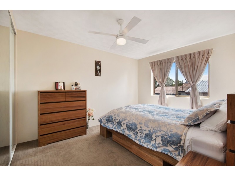 1/35 Hawthorne Street, Woody Point QLD 4019