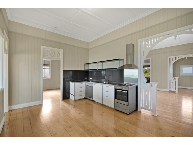 227 King Street, Clontarf QLD 4019