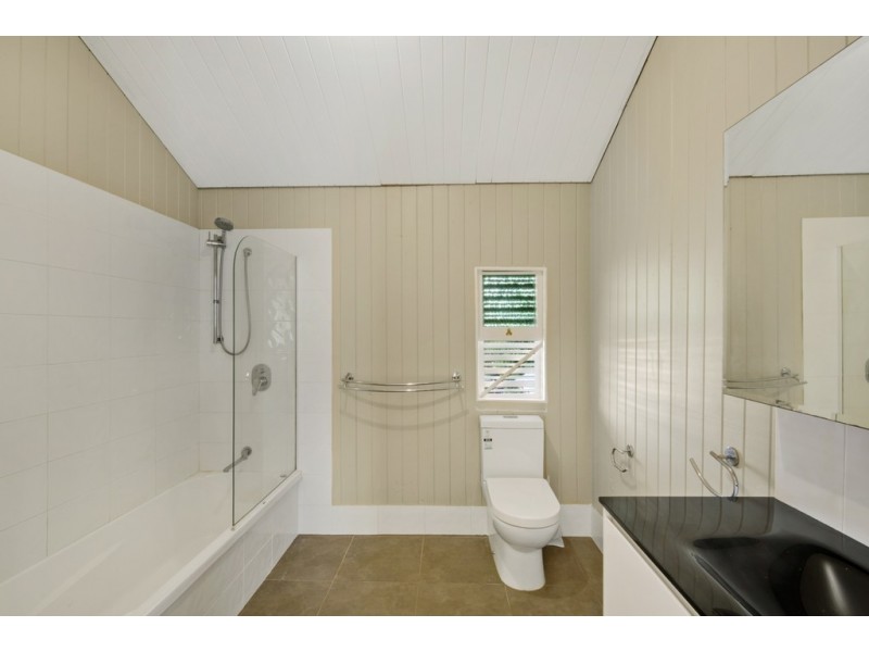 227 King Street, Clontarf QLD 4019