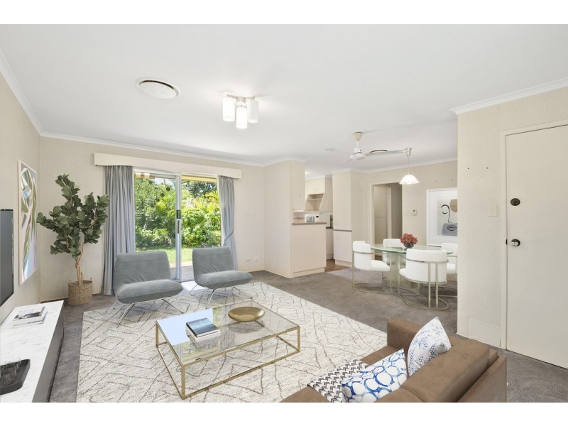17 Wharf Street, Woody Point QLD 4019