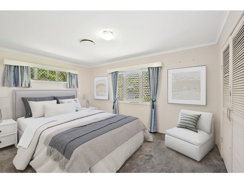 17 Wharf Street, Woody Point QLD 4019