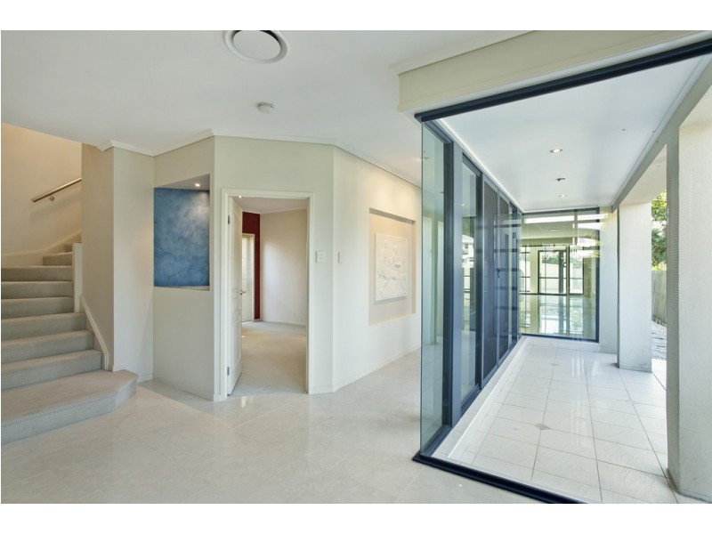 6 Gale Street, Redcliffe QLD 4020