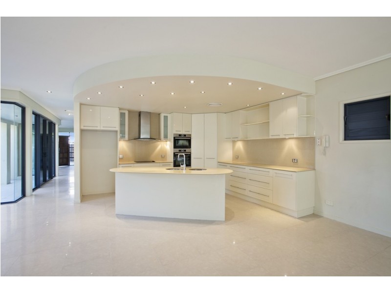 6 Gale Street, Redcliffe QLD 4020