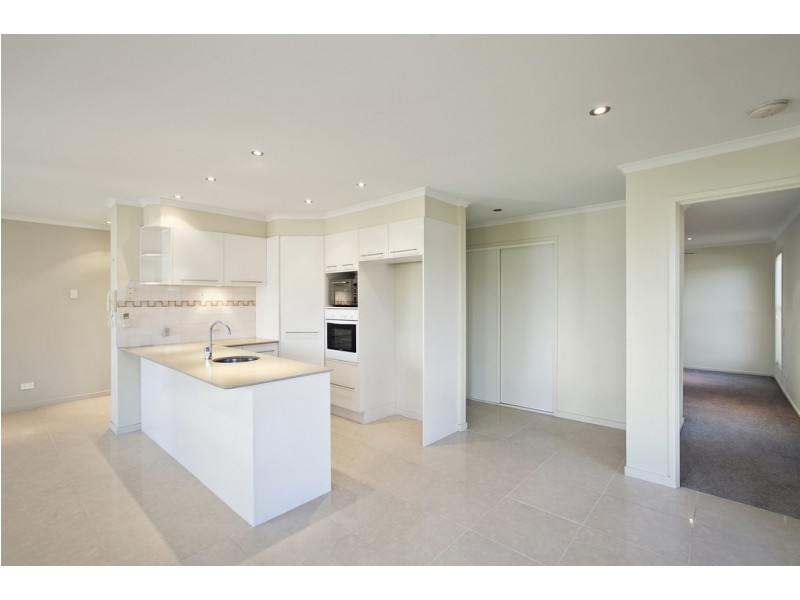 6 Gale Street, Redcliffe QLD 4020