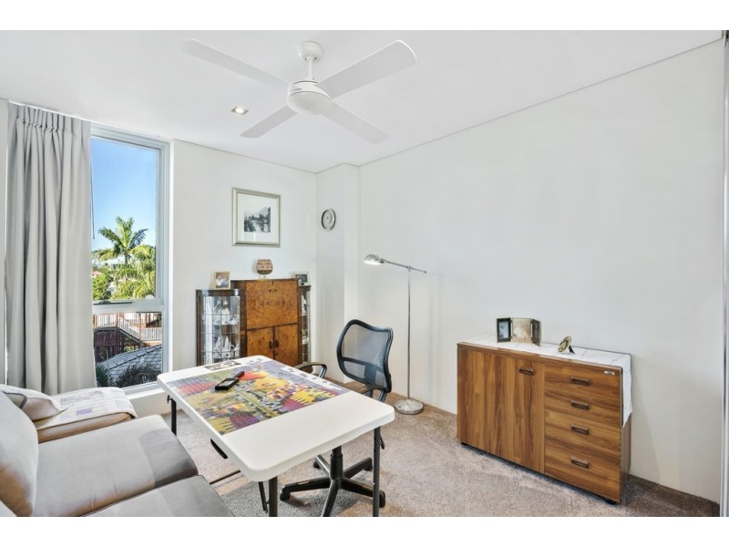 40/17 Marine Parade, Redcliffe QLD 4020