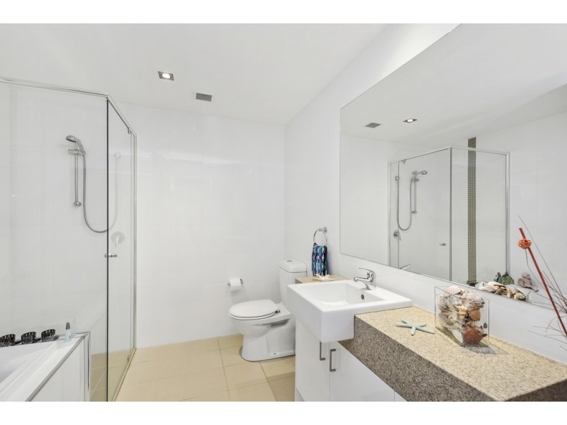 40/17 Marine Parade, Redcliffe QLD 4020