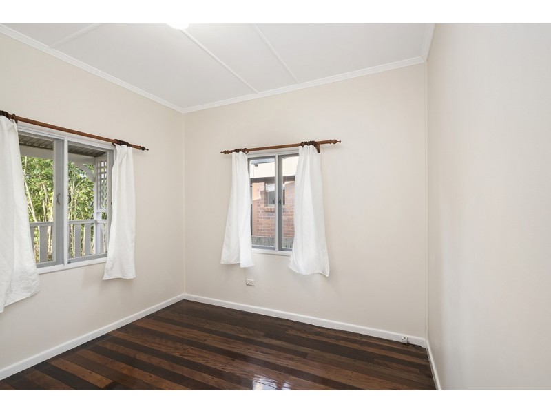 5 Beck Street, Clontarf QLD 4019