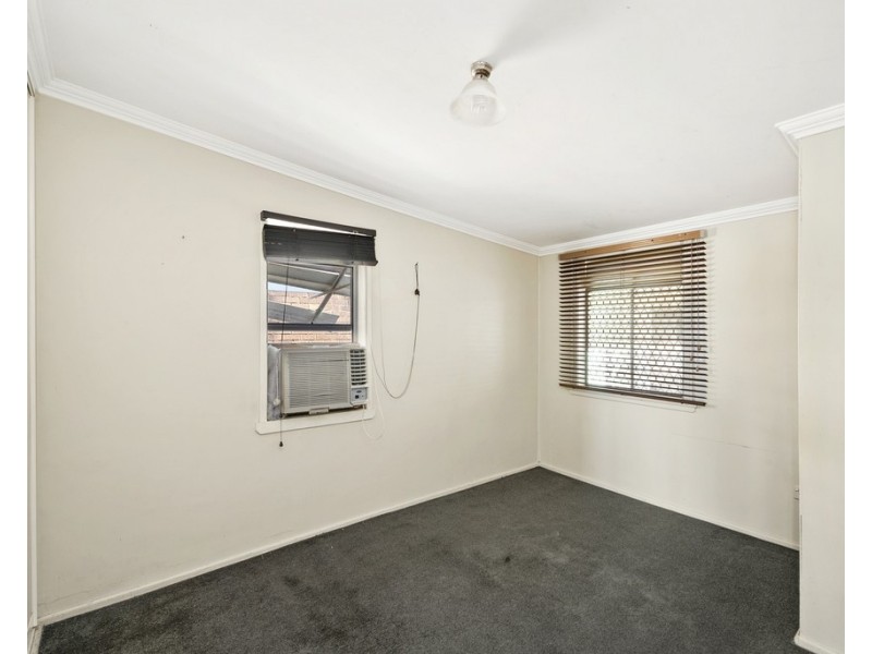 7 Esplanade, Deception Bay QLD 4508