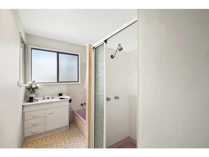 275 MacDonnell Road, Clontarf QLD 4019