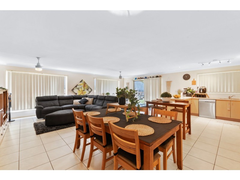 18 Leichhardt Avenue, Rothwell QLD 4022