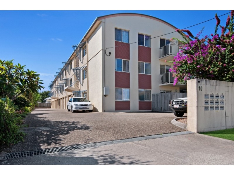 6/10 Caroline Street, Woody Point QLD 4019