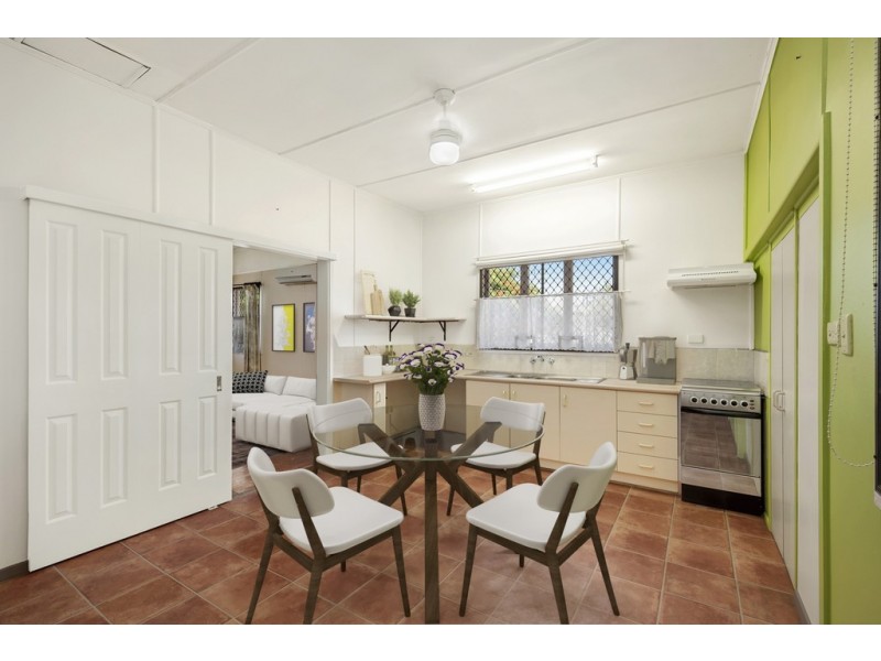 73 Georgina Street, Woody Point QLD 4019