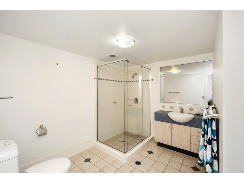 29/94-98 Prince Edward Parade, Redcliffe QLD 4020