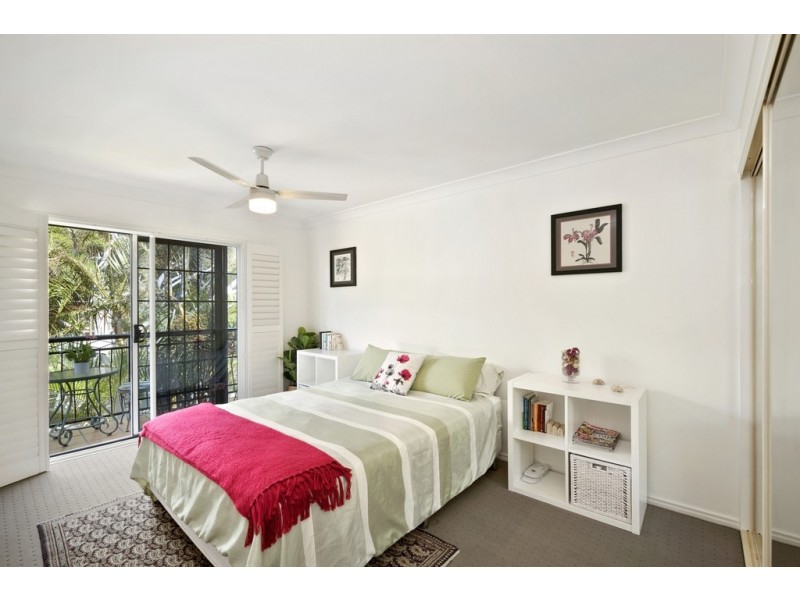 29/94-98 Prince Edward Parade, Redcliffe QLD 4020