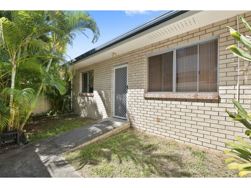 2/32 Georgina Street, Woody Point QLD 4019