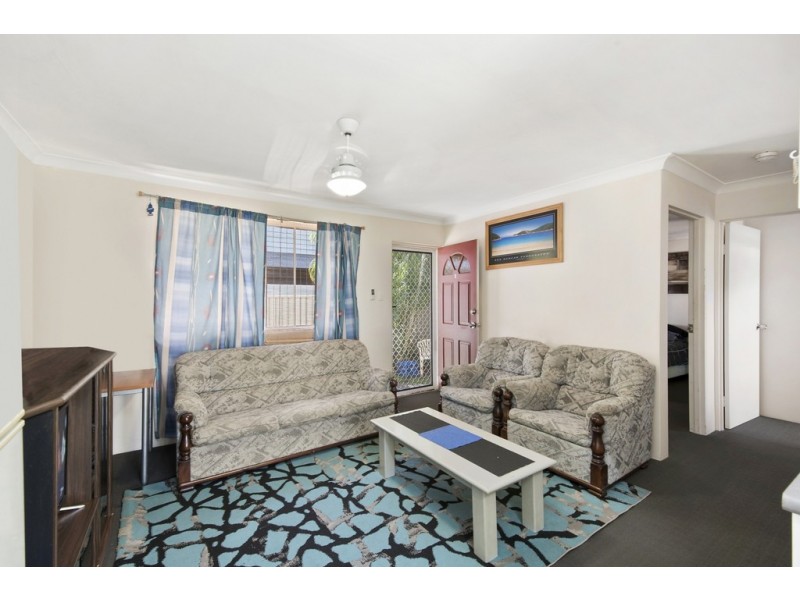 2/32 Georgina Street, Woody Point QLD 4019