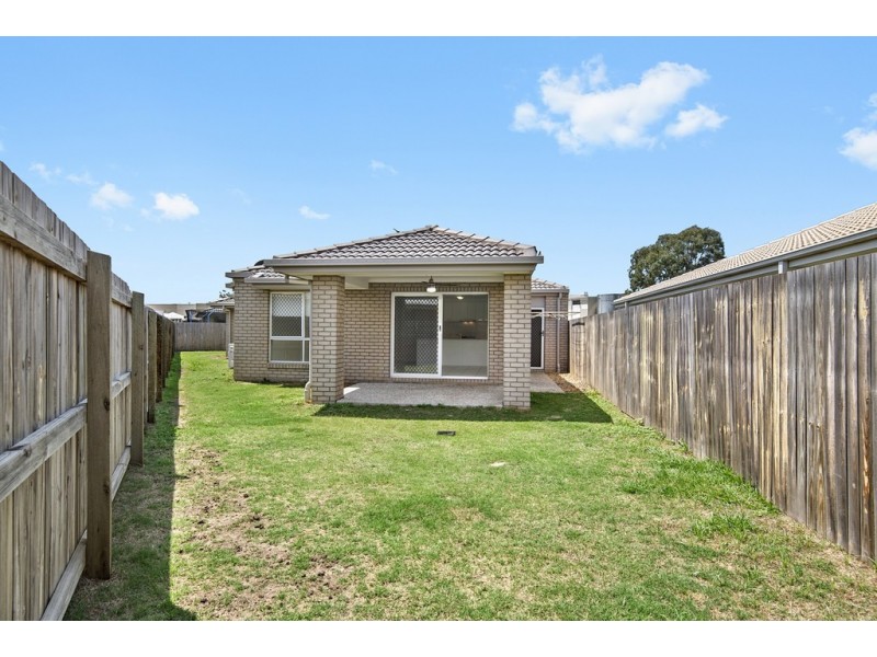 18 Clancy Court, Rothwell QLD 4022