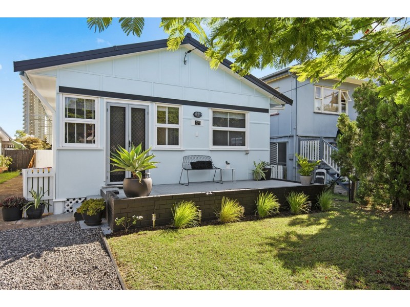 15 Westbrook Street, Woody Point QLD 4019