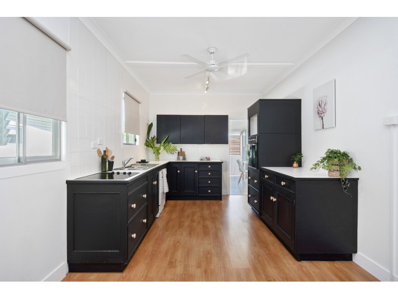 15 Westbrook Street, Woody Point QLD 4019
