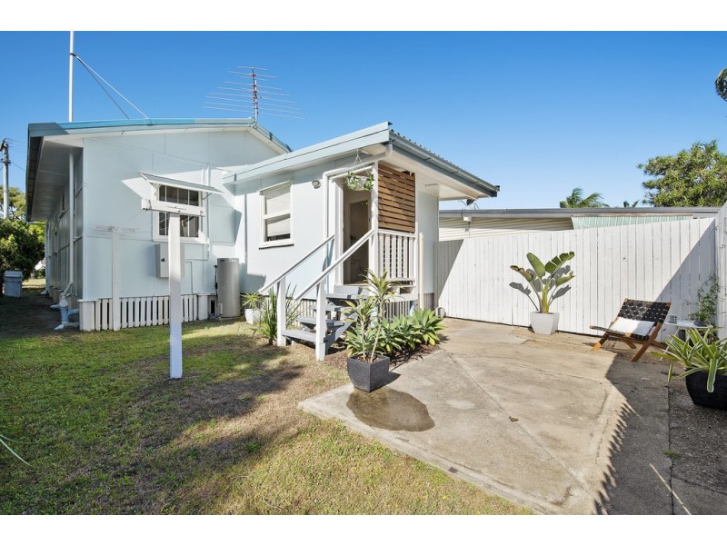 15 Westbrook Street, Woody Point QLD 4019