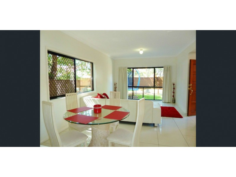 1 Brighton Street, Woody Point QLD 4019